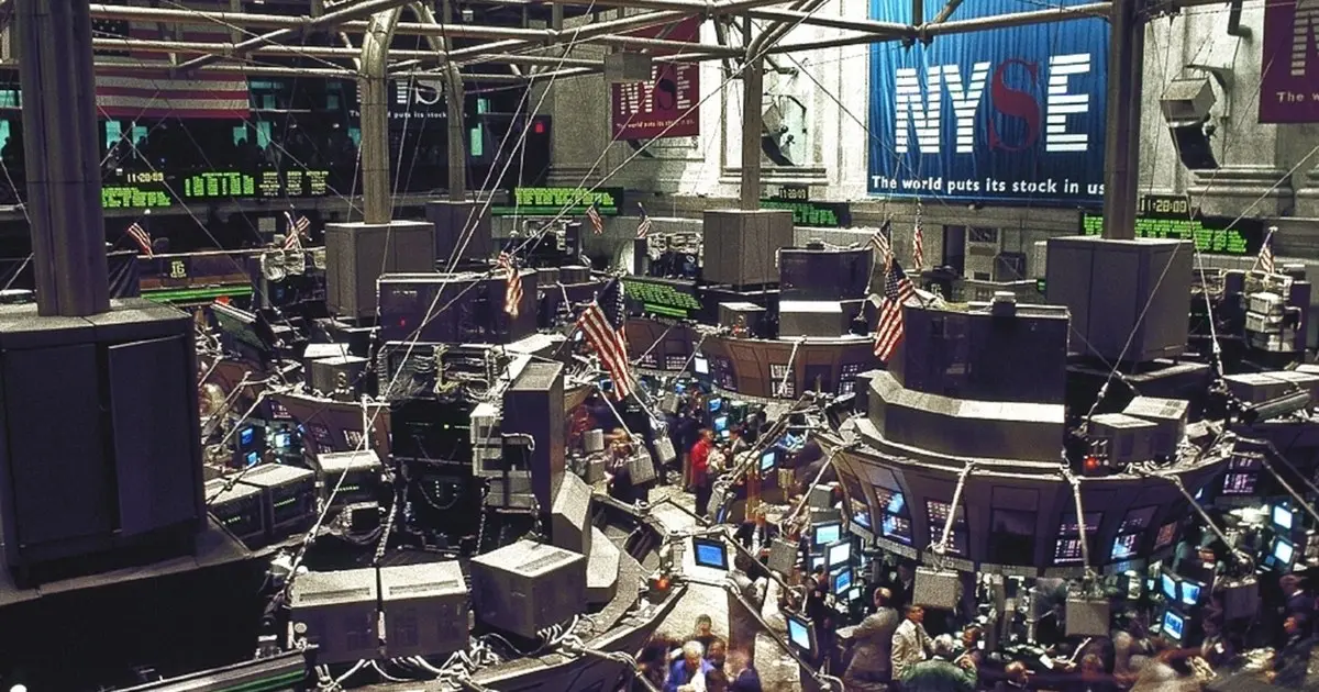 AI Bubble Watch: 7 Stocks, 1/3 of Wall Street